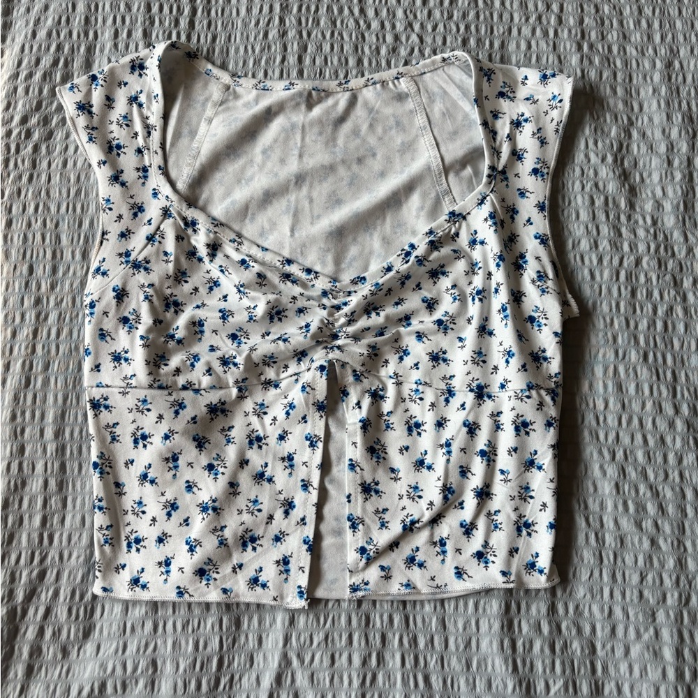 SHEIN White and Blue Floral Crop Top